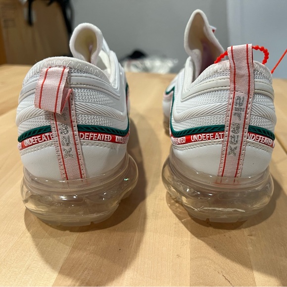 Mens 12 Nike vapor air max 97 OG UNDEFEATED NIB - Picture 4 of 6